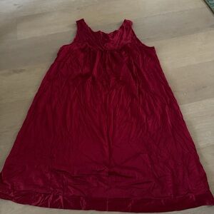 Vanity fair red silky nightgown sleeveless size medium floral detail on neckline